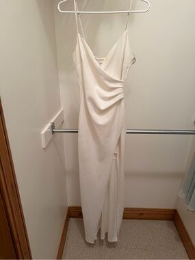 White Maxi Dress: Emerald Sundae